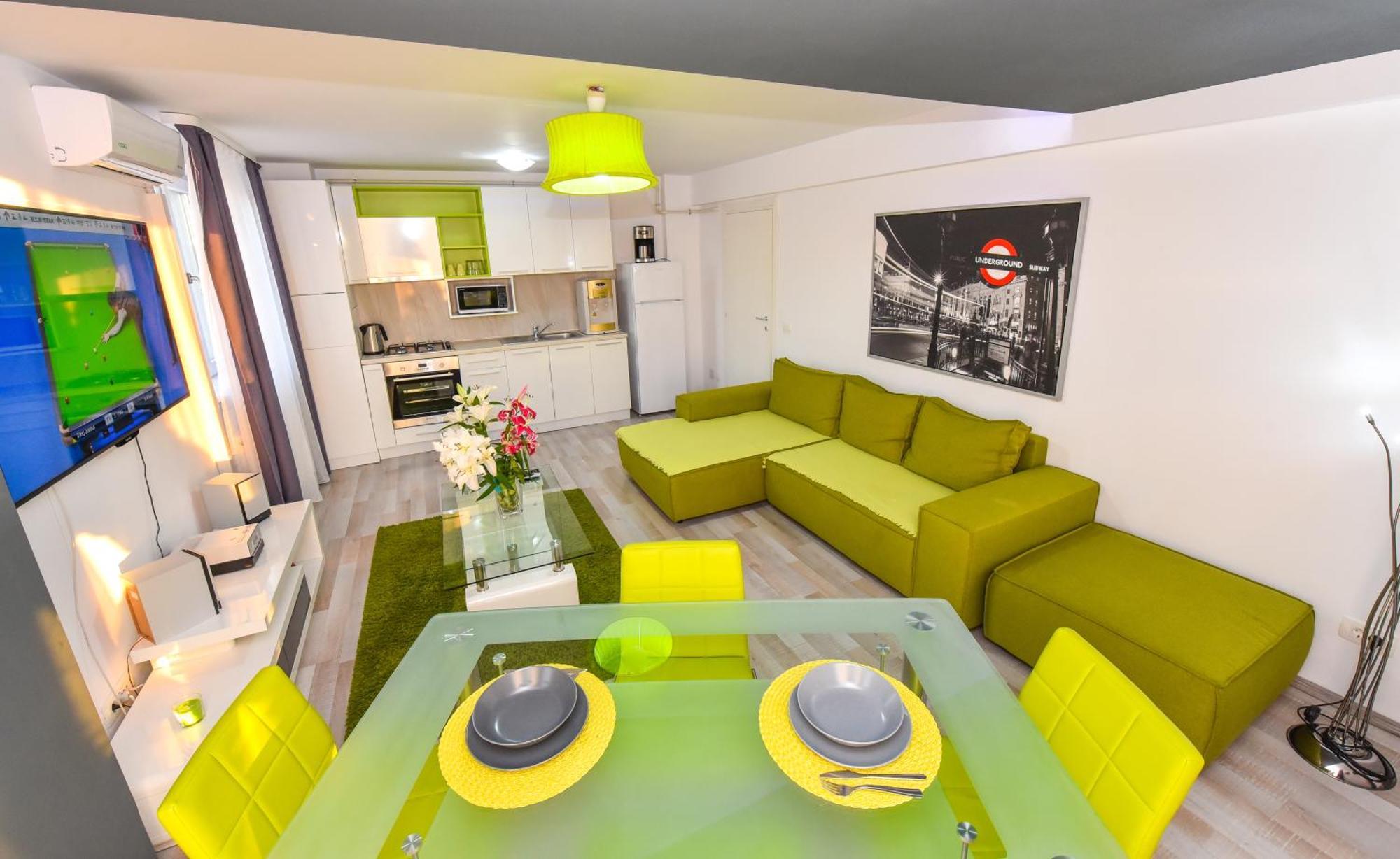 Dracula Adventure Tours Accommodation Bukarest Exterior foto